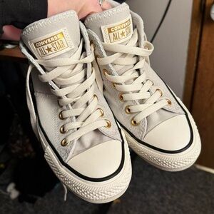 Converse All Star High-Top Sneakers Women’s 7